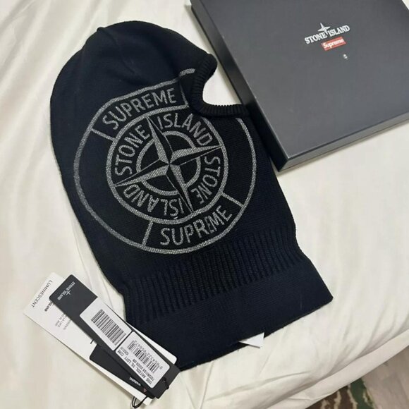 Supreme x Stone Island Balaclava Ski Mask - Picture 3 of 6